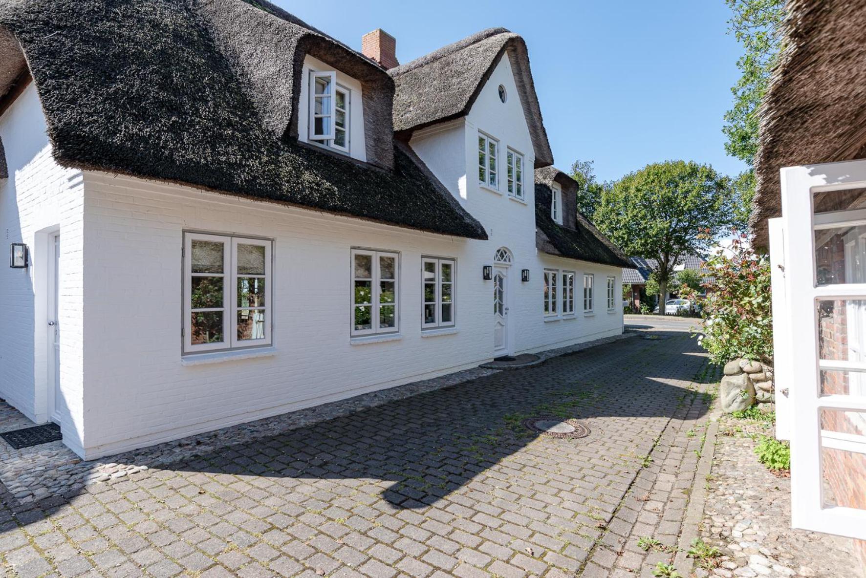 Villa Kapitaenshaus Ost à Oldsum Extérieur photo